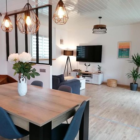 Gite De Kerliguit 3 Etoiles Pour 6 Personnes Au Coeur Du Cap-Sizun Mahalon Exterior photo